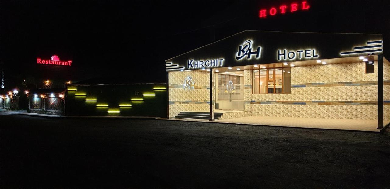 Khrchit Hotel Martuni Exterior foto